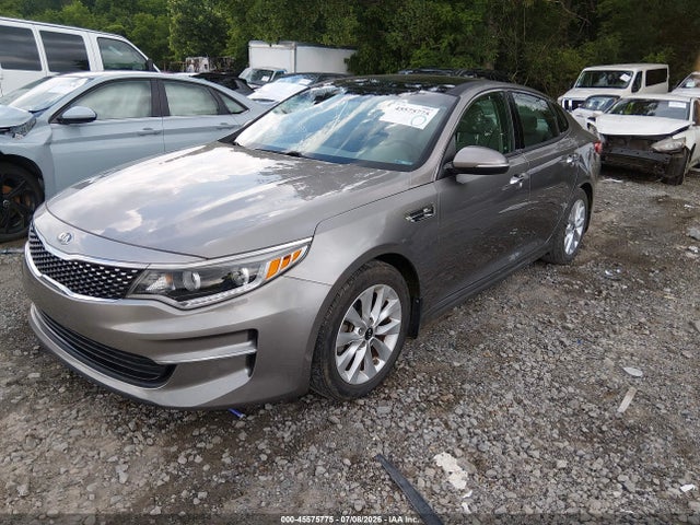KIA OPTIMA EX 2016 5XXGU4L31GG085987 Image 2
