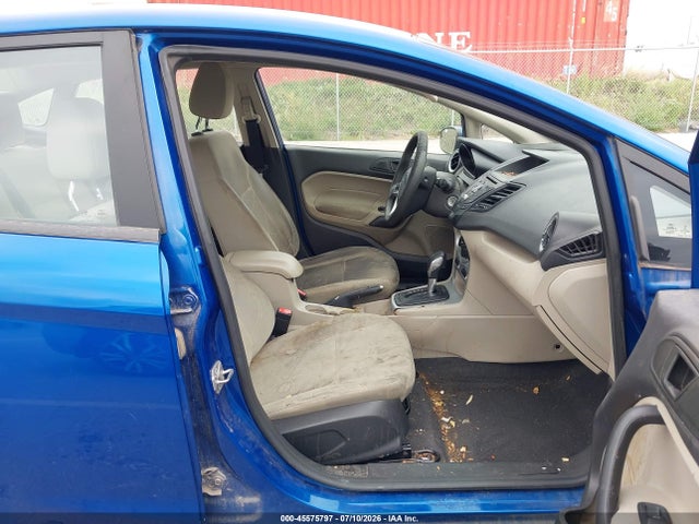 Ford FIESTA SE 2018 3FADP4BJXJM128163 Image 5