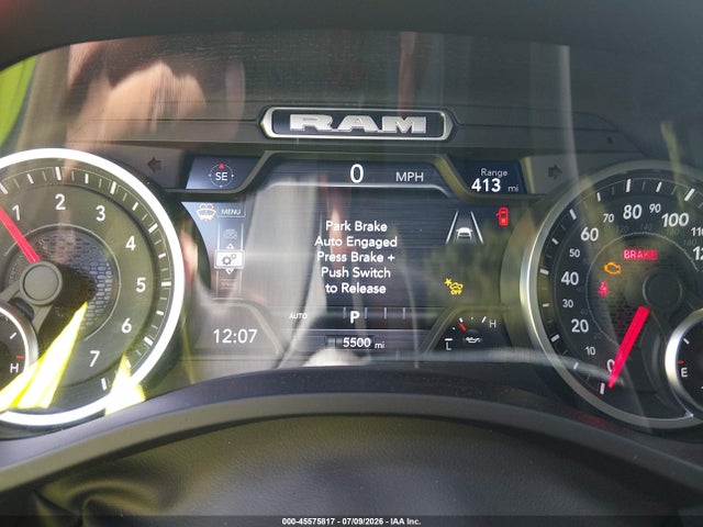 2026 Ram 1500 Laramie  4x4 5'7 Box მანქანა იყიდება აუქციონზე, vin: 1C6SRFJP8TN364923, აუქციონის ნომერი: 45575817