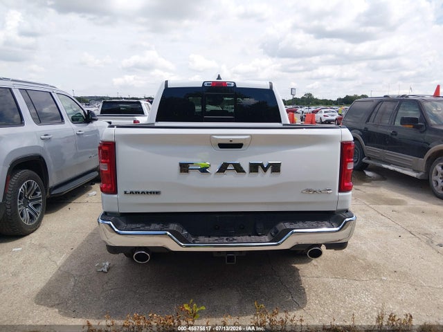 2026 Ram 1500 Laramie  4x4 5'7 Box მანქანა იყიდება აუქციონზე, vin: 1C6SRFJP8TN364923, აუქციონის ნომერი: 45575817