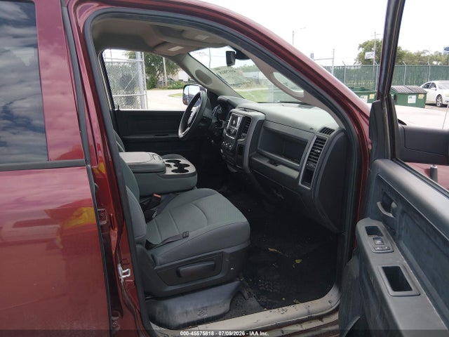 45575818 :رقم المزاد ، 3C6TR4CT6JG245468 vin ، 2018 Ram 2500 مزاد بيع
