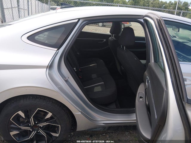 Hyundai SONATA SEL 2025 KMHL64JA9SA456789 Image 8
