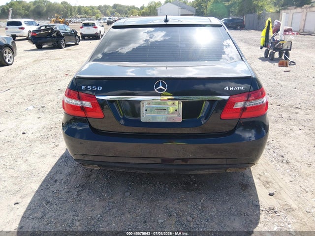 45575843 :رقم المزاد ، WDDHF9AB5AA148734 vin ، 2010 Mercedes-benz E 550 4matic مزاد بيع