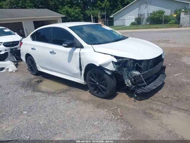Nissan SENTRA SR 2017 3N1AB7APXHY405192 zdjęcie główne