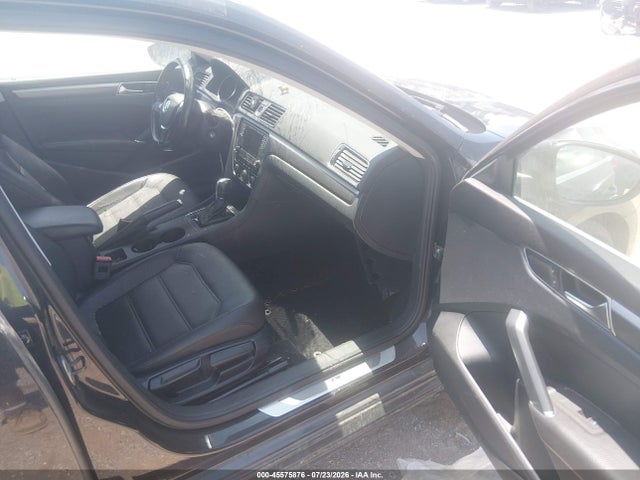 Aukcja sprzedaży 2017 Volkswagen Passat 1.8t R-line, vin: 1VWDT7A3XHC081056, numer aukcji: 45575876