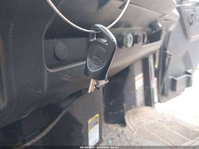 45575901 :رقم المزاد ، 1M0835MDPPM062893 vin ، 2023 John Deere Gator Xuv835m مزاد بيع