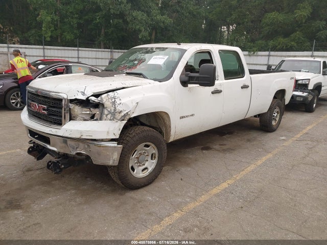 45575956 :رقم المزاد ، 1GT422CG8EF190859 vin ، 2014 Gmc Sierra 3500hd Srw Work Truck/work Truck مزاد بيع