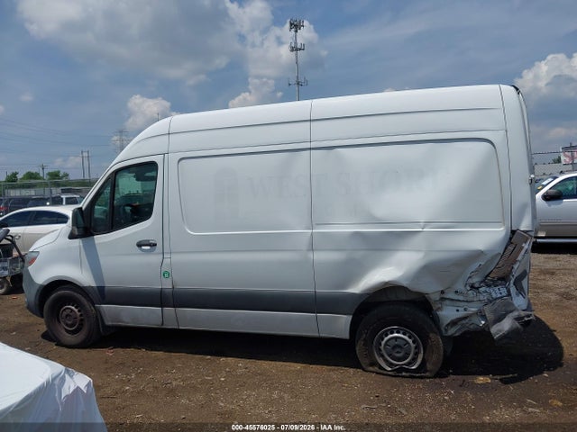 45576025 :رقم المزاد ، W1Y4DBHYXMT049041 vin ، 2021 Mercedes-benz Sprinter 2500 Standard Roof I4 Diesel مزاد بيع