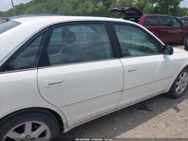 45576098 :رقم المزاد ، 4T1BF28B93U317258 vin ، 2003 Toyota Avalon Xl مزاد بيع