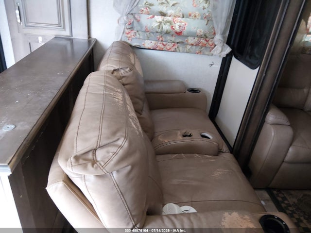2018 Keystone Rv Montana მანქანა იყიდება აუქციონზე, vin: 4YDF37325J4703494, აუქციონის ნომერი: 45576104