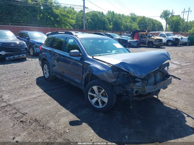 2014 Subaru Outback 2.5i Premium მანქანა იყიდება აუქციონზე, vin: 4S4BRBCC8E3244755, აუქციონის ნომერი: 45576107