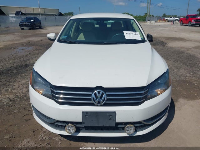 Продажа на аукционе авто 2014 Volkswagen Passat 1.8t Wolfsburg Edition, vin: 1VWAT7A3XEC038755, номер лота: 45576126