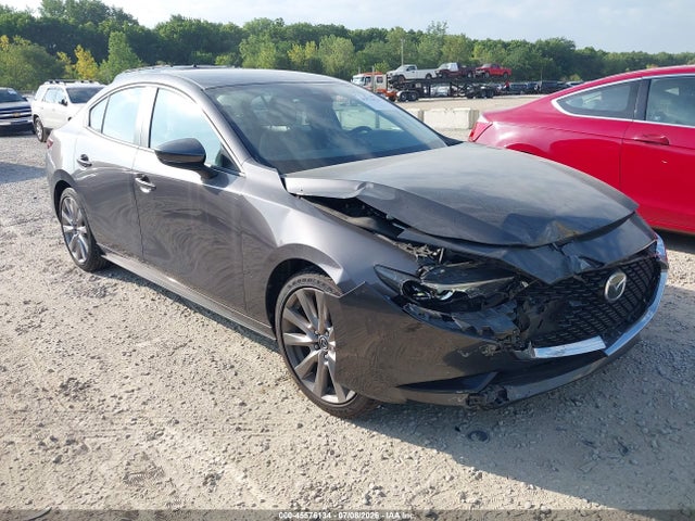 Продажа на аукционе авто 2019 Mazda Mazda3 Preferred Package, vin: 3MZBPADLXKM111778, номер лота: 45576134