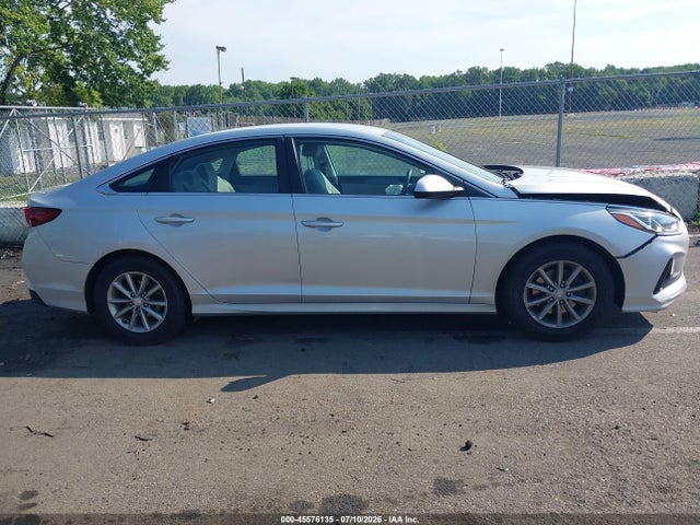 Продажа на аукционе авто 2018 Hyundai Sonata Se, vin: 5NPE24AF7JH688366, номер лота: 45576135