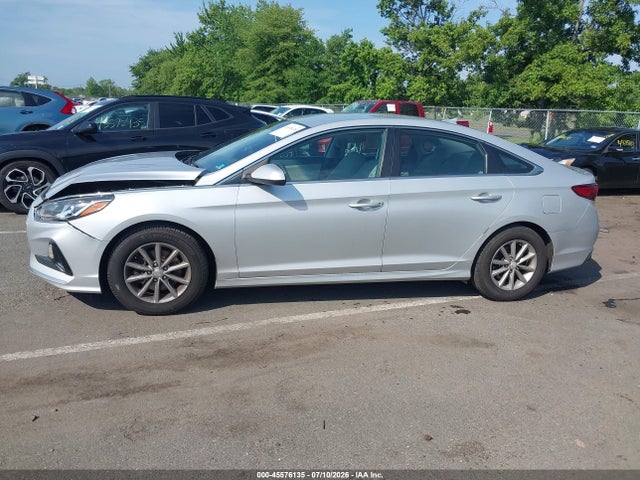 Продажа на аукционе авто 2018 Hyundai Sonata Se, vin: 5NPE24AF7JH688366, номер лота: 45576135
