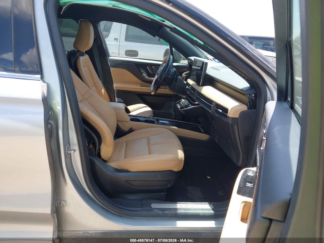 45576147 :رقم المزاد ، 5LMTJ5DZ1PUL23520 vin ، 2023 Lincoln Corsair Grand Touring مزاد بيع