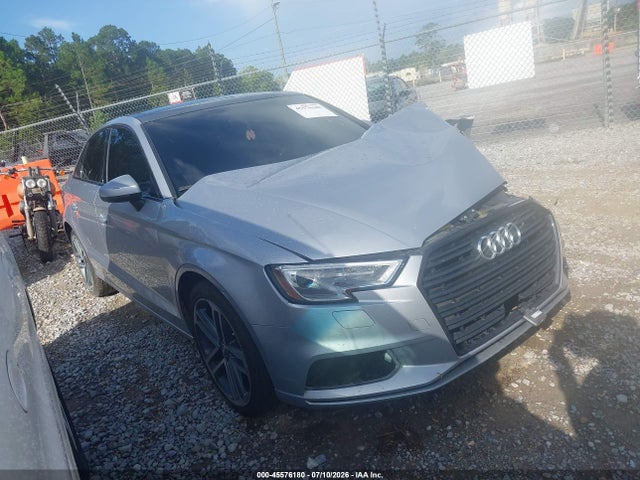 45576180 :رقم المزاد ، WAUAUGFF4LA097194 vin ، 2020 Audi A3 Premium 40 Tfsi Front-wheel Drive S Tronic مزاد بيع