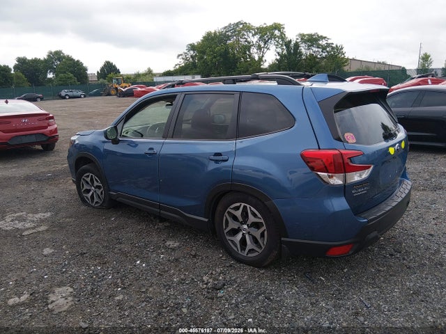 Subaru Forester Premium 2019 JF2SKAGC4KH574065 Image 3