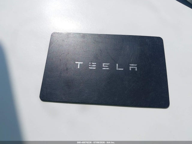 45576226 :رقم المزاد ، 5YJYGDEE8MF105063 vin ، 2021 Tesla Model Y Long Range Dual Motor All-wheel Drive مزاد بيع