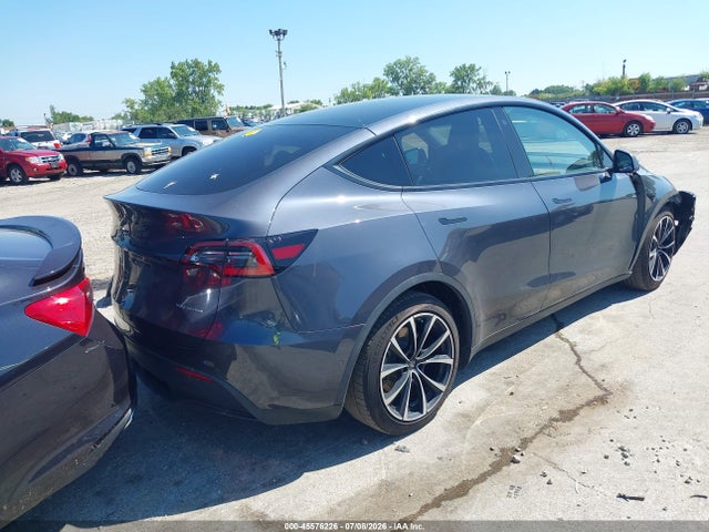 45576226 :رقم المزاد ، 5YJYGDEE8MF105063 vin ، 2021 Tesla Model Y Long Range Dual Motor All-wheel Drive مزاد بيع