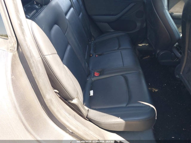 45576226 :رقم المزاد ، 5YJYGDEE8MF105063 vin ، 2021 Tesla Model Y Long Range Dual Motor All-wheel Drive مزاد بيع