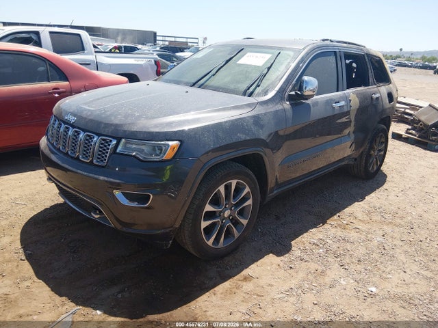 1C4RJFCG3JC324768 Jeep Grand Cherokee Overland 4x4