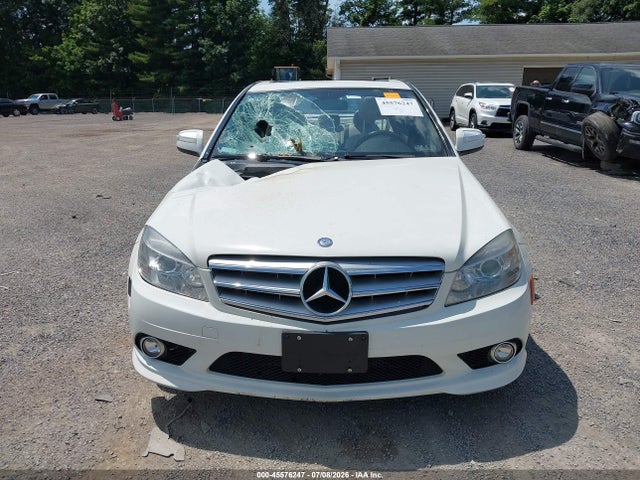 45576247 :رقم المزاد ، WDDGF81X19F207309 vin ، 2009 Mercedes-benz C 300 Luxury 4matic/sport 4matic مزاد بيع