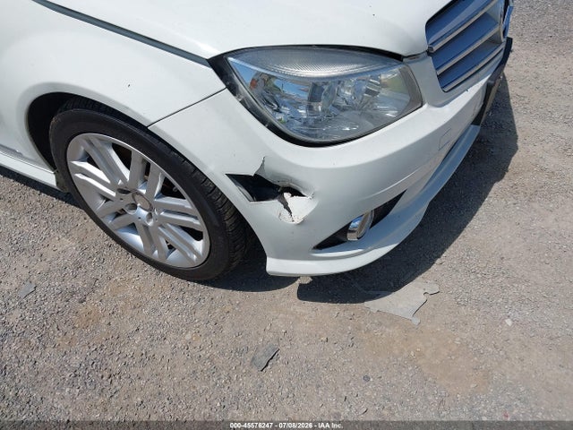 45576247 :رقم المزاد ، WDDGF81X19F207309 vin ، 2009 Mercedes-benz C 300 Luxury 4matic/sport 4matic مزاد بيع