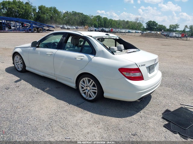 45576247 :رقم المزاد ، WDDGF81X19F207309 vin ، 2009 Mercedes-benz C 300 Luxury 4matic/sport 4matic مزاد بيع