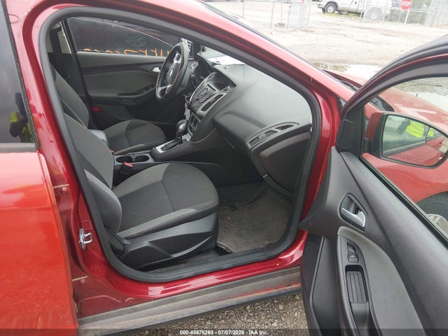 Ford FOCUS SE 2014 1FADP3F2XEL410727 Image 5