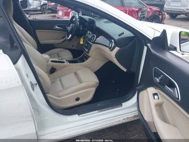 Продаж на аукціоні авто 2019 Mercedes-benz Cla 250, vin: WDDSJ4EB4KN776862, номер лоту: 45576285