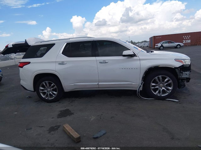 Продажа на аукционе авто 2020 Chevrolet Traverse Awd High Country, vin: 1GNEVNKW0LJ103284, номер лота: 45576292