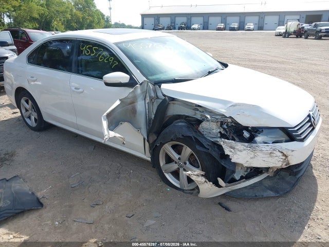 45576297 :رقم المزاد ، 1VWBH7A34DC071075 vin ، 2013 Volkswagen Passat 2.5l Se مزاد بيع