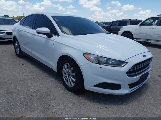 2015 Ford Fusion S მანქანა იყიდება აუქციონზე, vin: 1FA6P0G70F5114879, აუქციონის ნომერი: 45576306