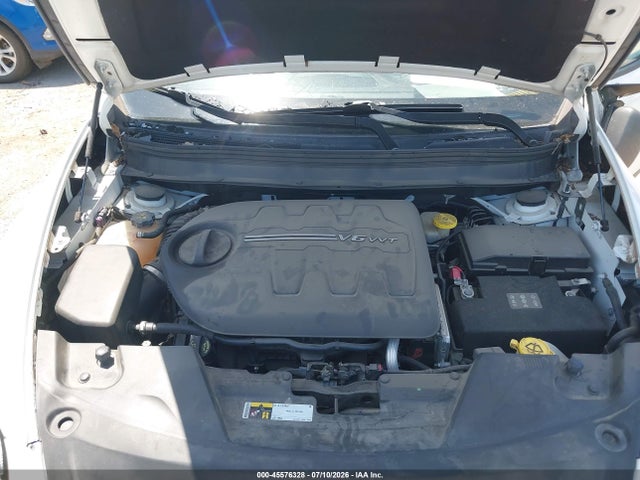 45576328 :رقم المزاد ، 1C4PJMBS0HW588833 vin ، 2017 Jeep Cherokee Trailhawk L Plus مزاد بيع