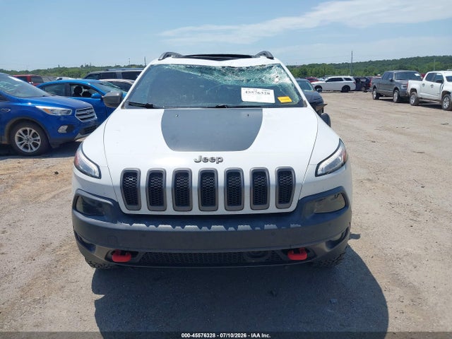 45576328 :رقم المزاد ، 1C4PJMBS0HW588833 vin ، 2017 Jeep Cherokee Trailhawk L Plus مزاد بيع