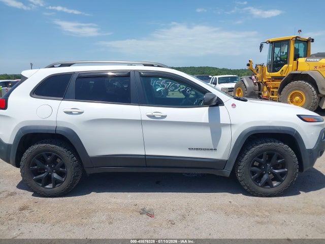 45576328 :رقم المزاد ، 1C4PJMBS0HW588833 vin ، 2017 Jeep Cherokee Trailhawk L Plus مزاد بيع