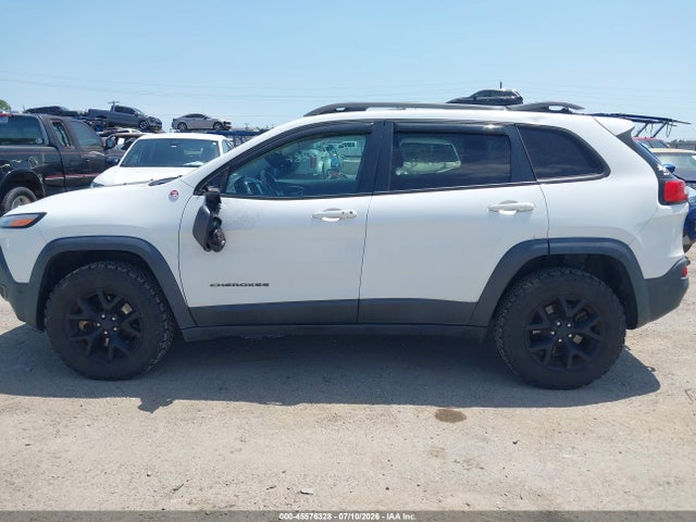 45576328 :رقم المزاد ، 1C4PJMBS0HW588833 vin ، 2017 Jeep Cherokee Trailhawk L Plus مزاد بيع