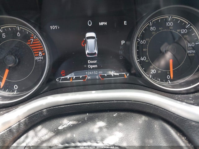 45576328 :رقم المزاد ، 1C4PJMBS0HW588833 vin ، 2017 Jeep Cherokee Trailhawk L Plus مزاد بيع