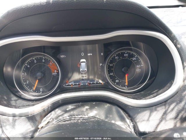 45576328 :رقم المزاد ، 1C4PJMBS0HW588833 vin ، 2017 Jeep Cherokee Trailhawk L Plus مزاد بيع