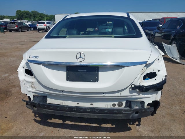 Продажа на аукционе авто 2016 Mercedes-benz C 300, vin: 55SWF4JB1GU151178, номер лота: 45576341