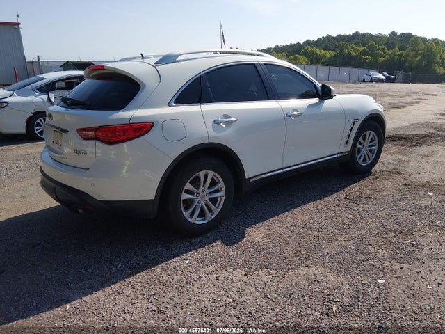 45576401 :رقم المزاد ، JN8CS1MU2GM670019 vin ، 2016 Infiniti Qx70 مزاد بيع
