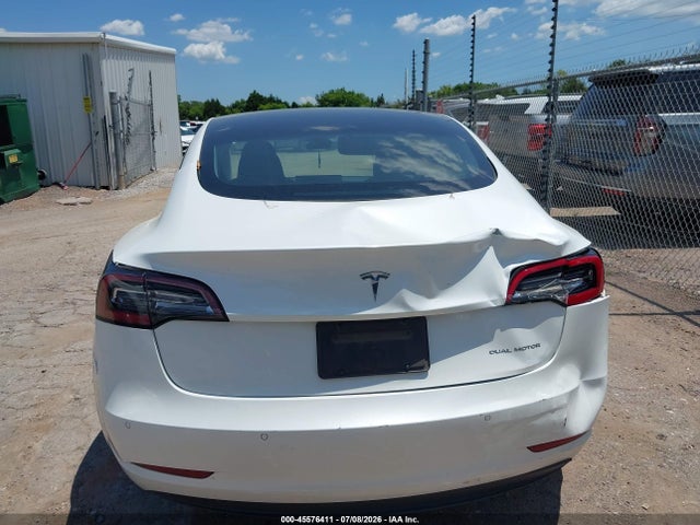 Tesla Model 3 Long Range Dual Motor All-wheel Drive 2022 5YJ3E1EB0NF122252 Image 14