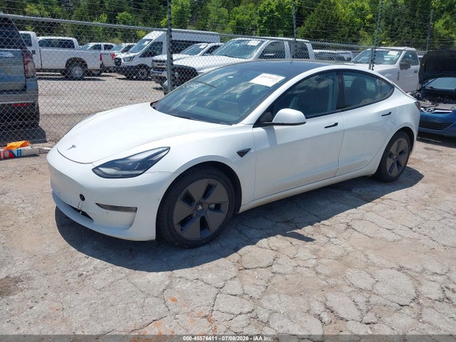 Tesla Model 3 Long Range Dual Motor All-wheel Drive 2022 5YJ3E1EB0NF122252 Image 2
