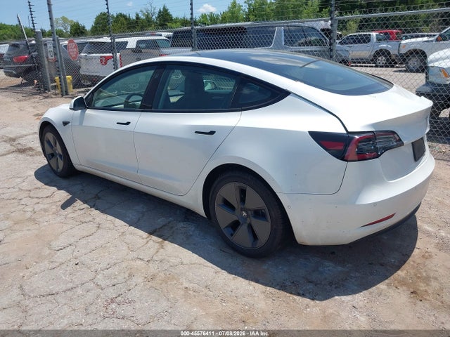Tesla Model 3 Long Range Dual Motor All-wheel Drive 2022 5YJ3E1EB0NF122252 Image 3
