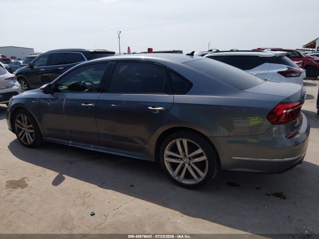 2018 Volkswagen Passat 2.0t R-line/2.0t S მანქანა იყიდება აუქციონზე, vin: 1VWAA7A31JC019611, აუქციონის ნომერი: 45576442