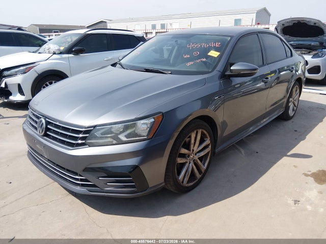 2018 Volkswagen Passat 2.0t R-line/2.0t S მანქანა იყიდება აუქციონზე, vin: 1VWAA7A31JC019611, აუქციონის ნომერი: 45576442