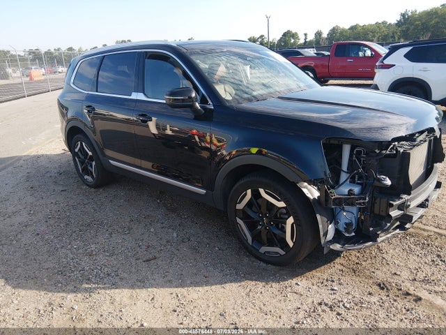 45576448 :رقم المزاد ، 5XYP3DGC6PG354221 vin ، 2023 Kia Telluride Ex مزاد بيع