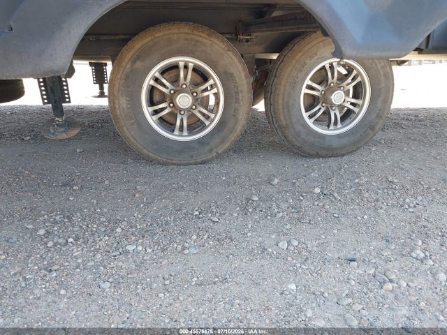 Shasta 30' 5th Wheel 2021 5ZT3SPVB0MA001397 Image 12