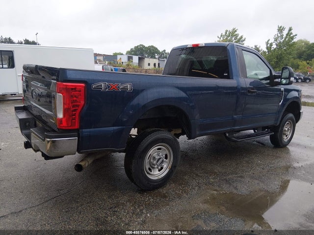 Ford F-350 Xl 2017 1FTRF3B69HEE21934 Image 4